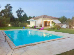 Villa con piscina a 2km dal mare di Alghero con AC e WiFi per 6